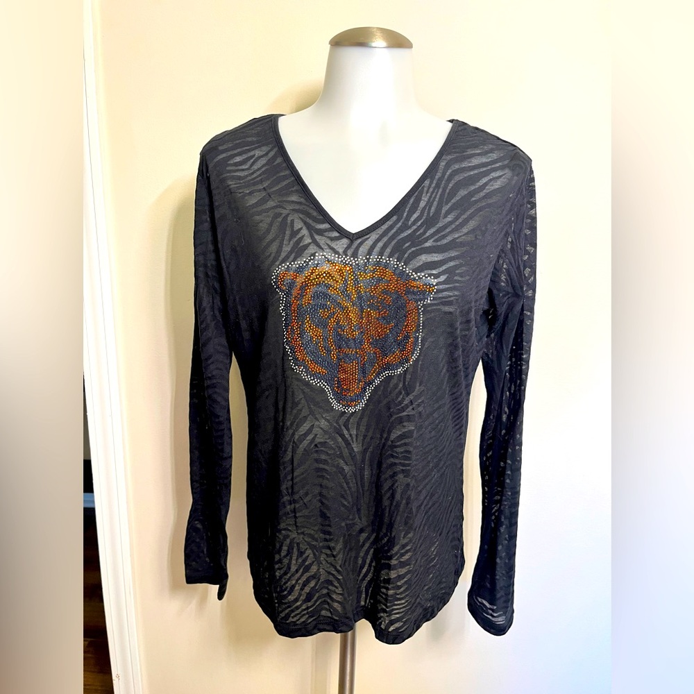 NFL Team Apparel Women’s Chicago Bears Rhinestone V-Neck Sheer LS Top, Sz XL